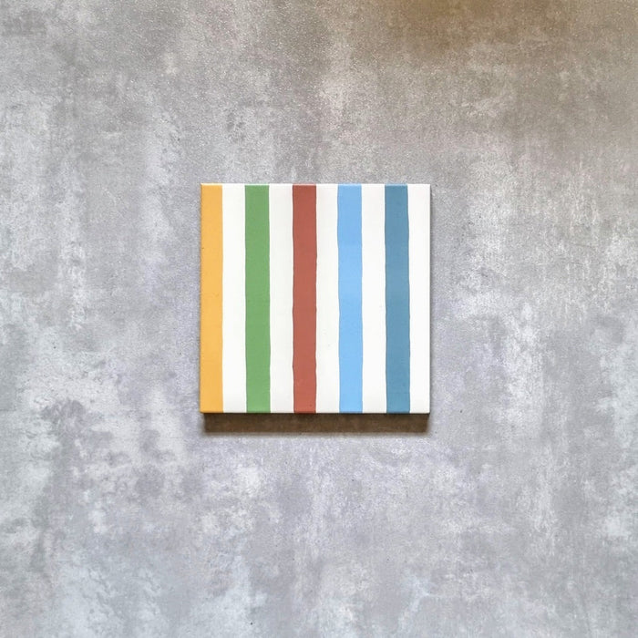 GANZE FLIESENPROBE Gestreift Regenbogen 20cm x 20cm