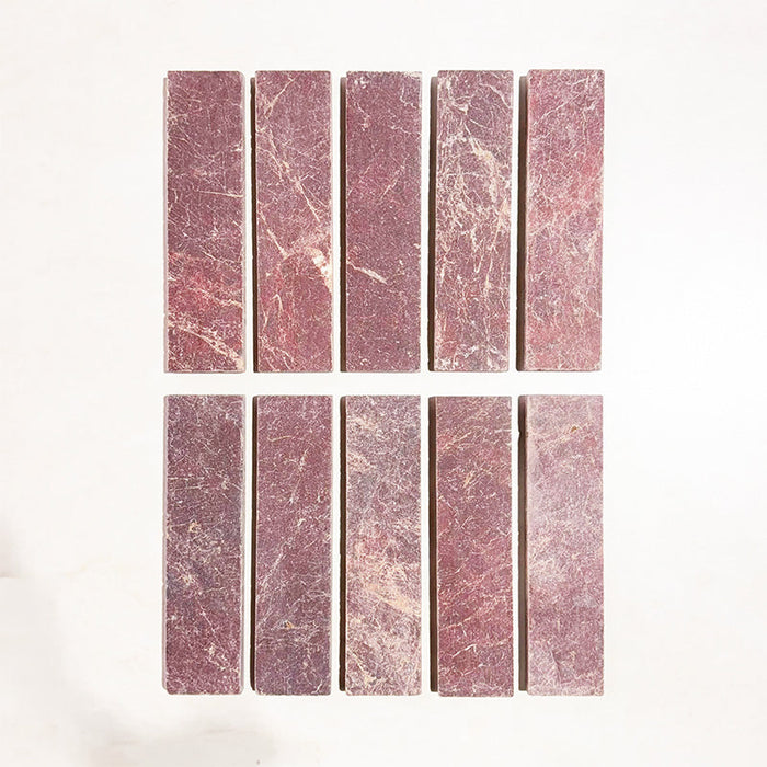 Fayrouz Bordeaux | Prémium rusztikus márvány | 5cm x 20cm