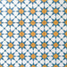 Agadir Blau & Gelb Fliesen im marokkanischen Stil im Format 20 × 20 cm aus Feinsteinzeug, verlegt in einem sich wiederholenden geometrischen Sternmuster in Blau, Weiß und warmem Gelb, gezeigt als gruppierte Fliesenanordnung auf neutralem Hintergrund.