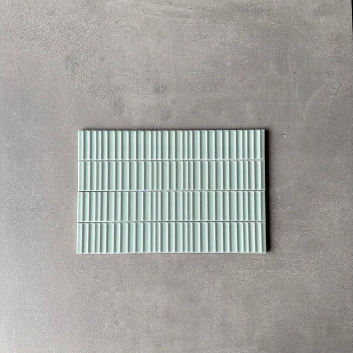 Pastellfliese | Glanz | DEKOR | Farngrün | 5cm x 30cm