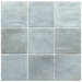 Quadratische Verlegung mit Zellige Sky Blue Matt Wandfliesen im Format 10 × 10 cm im Moroccan Style, in sanften Himmelblautönen mit dezenten Farbvariationen und matter Oberfläche, die den handgefertigten Charakter und die authentische Ausstrahlung der Kollektion hervorheben.