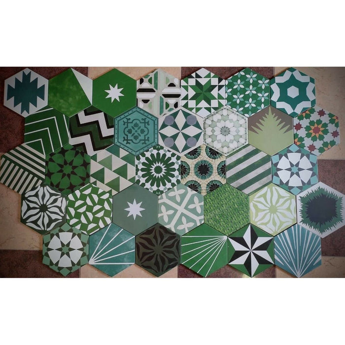 GANZE FLIESENPROBE Fayrouz Verde Hexagon Patchwork 18.7cm x 21.6cm